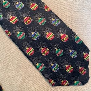 TIE with Christmas ornaments handmade by Barbara Blank